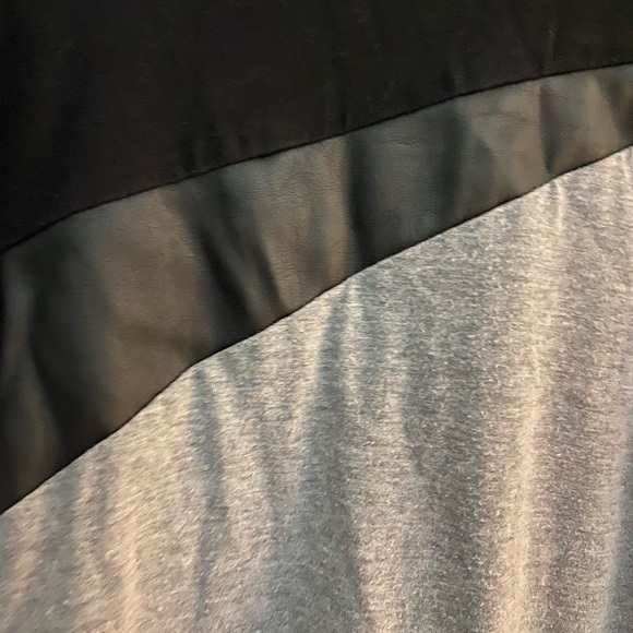 Zara Man Tshirt - Picture 3 of 4